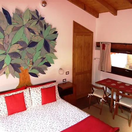 Frühstückspension La Casa Nel Bosco