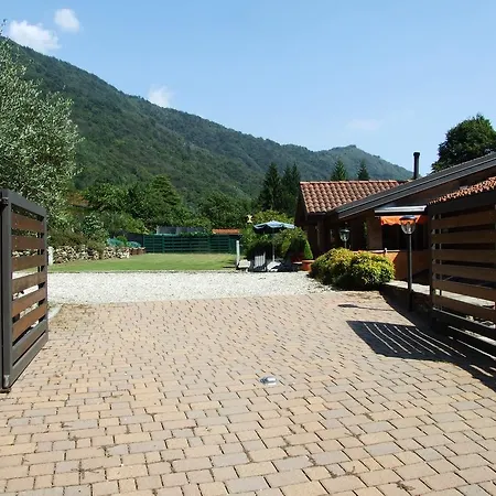 فندق مبيت وإفطار La Casa Nel Bosco