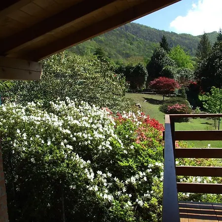 فندق مبيت وإفطار La Casa Nel Bosco